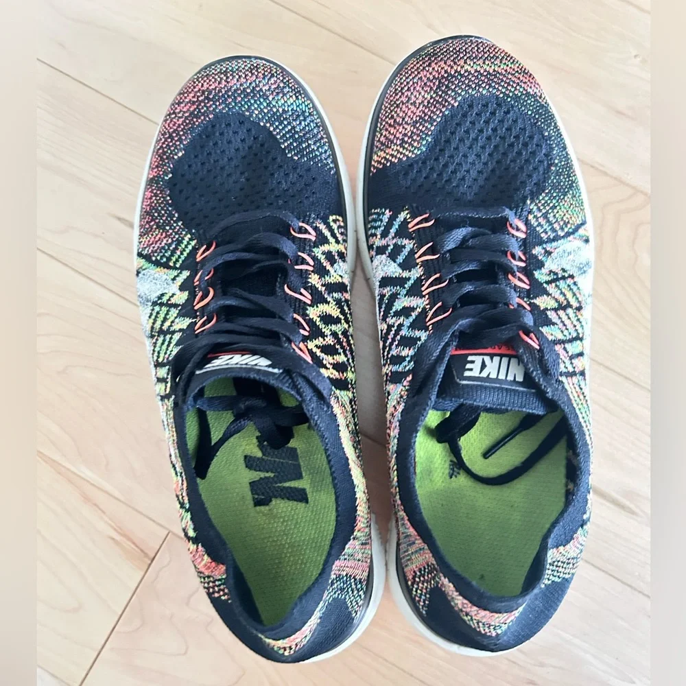 Nike Size 7 Women’s Free 4.0 Flyknit Running shoes - Picture 3 of 4